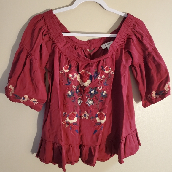Umgee USA Embroidered Burgundy Short Sleeve off the Shoulder Shirt Size Small - Picture 1 of 4